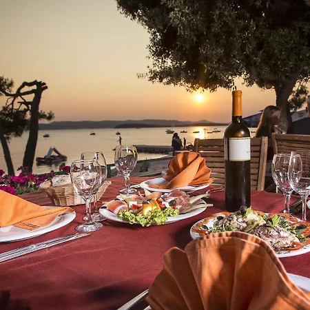 Nyaraló Holiday Tavolara